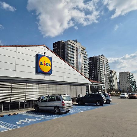 Apartament Wsrod 1000Cy Swiatel - Z Parkingiem W Hali Garazowej- Duzy Balkon Z Lezakami - Piekny Widok Noca Na Panorame Tysiaclecia Катовице Екстериор снимка