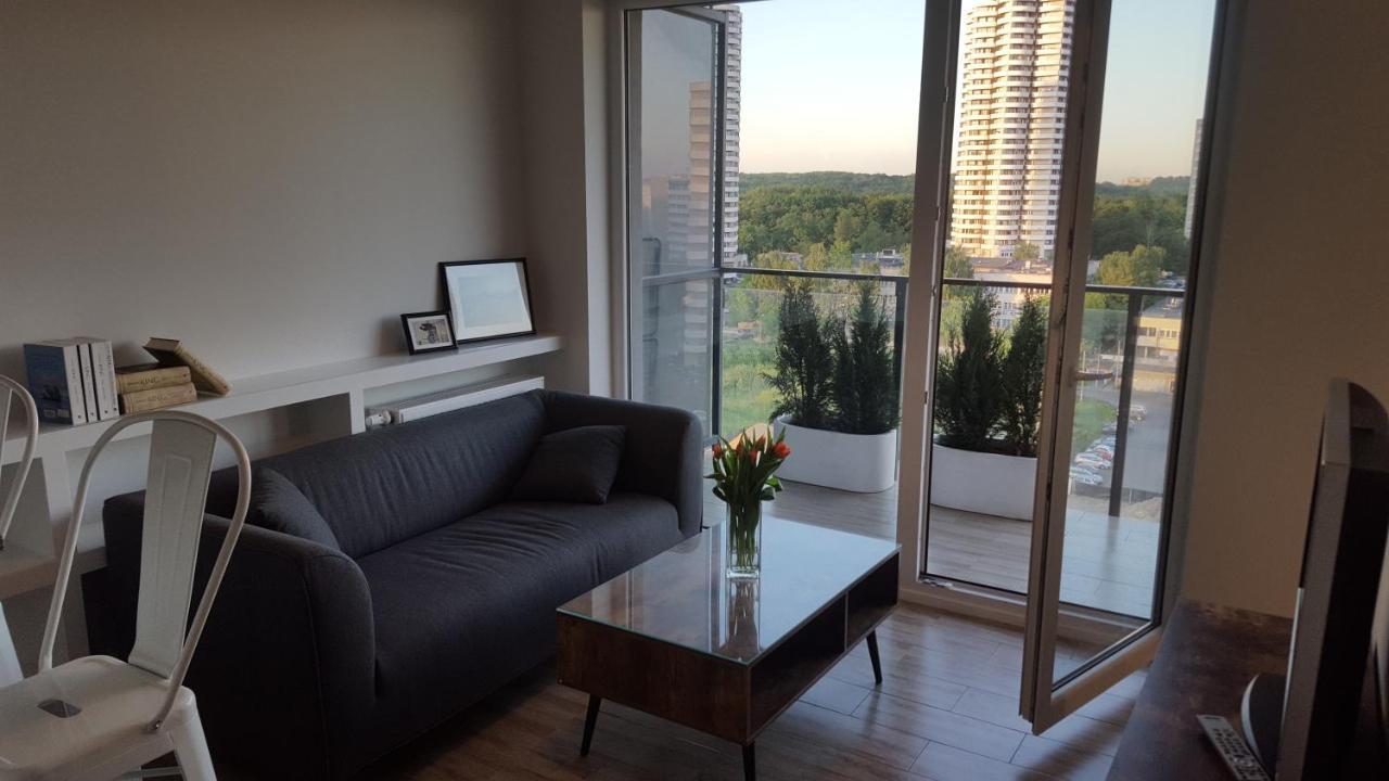 Apartament Wsrod 1000Cy Swiatel - Z Parkingiem W Hali Garazowej- Duzy Balkon Z Lezakami - Piekny Widok Noca Na Panorame Tysiaclecia Катовице Екстериор снимка