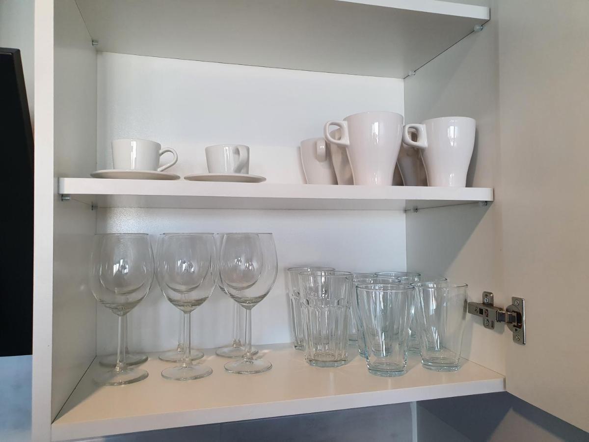 Apartament Wsrod 1000Cy Swiatel - Z Parkingiem W Hali Garazowej- Duzy Balkon Z Lezakami - Piekny Widok Noca Na Panorame Tysiaclecia Катовице Екстериор снимка