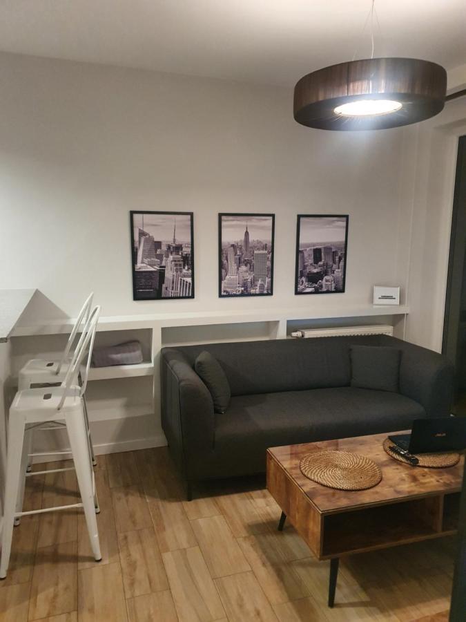 Apartament Wsrod 1000Cy Swiatel - Z Parkingiem W Hali Garazowej- Duzy Balkon Z Lezakami - Piekny Widok Noca Na Panorame Tysiaclecia Катовице Екстериор снимка