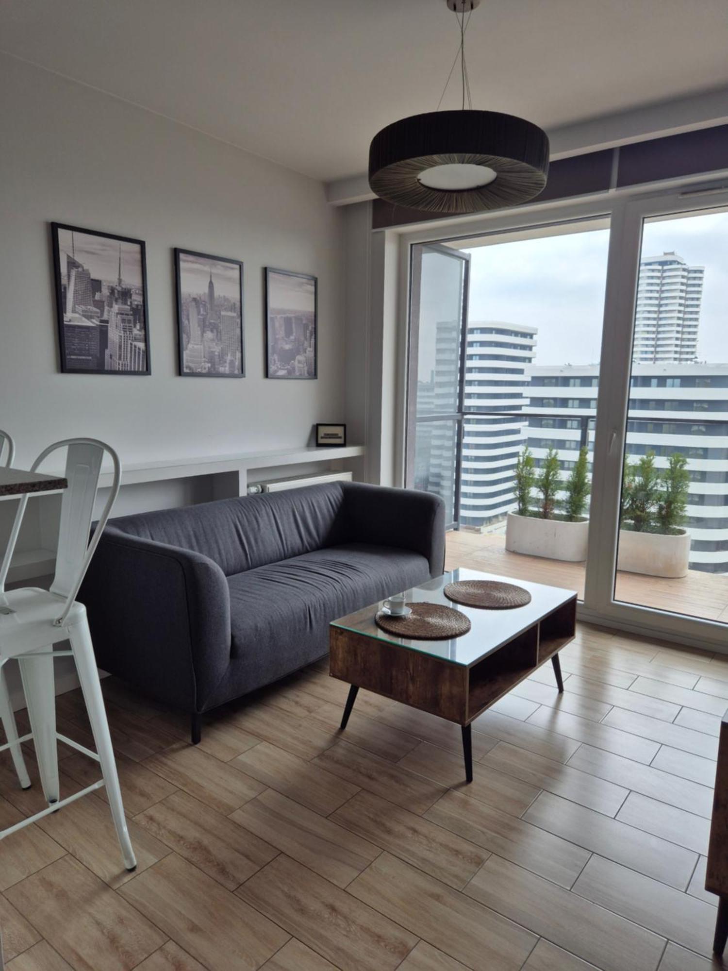 Apartament Wsrod 1000Cy Swiatel - Z Parkingiem W Hali Garazowej- Duzy Balkon Z Lezakami - Piekny Widok Noca Na Panorame Tysiaclecia Катовице Екстериор снимка